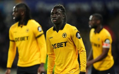 Brentford și Wolves: Un Duel Spectaculos, încheiat la Egalitate Meciul dintre Brentford și Wolverhampton, disputat în cadrul etapei a 30-a din Premier League, s-a încheiat la egalitate, scor 2-2