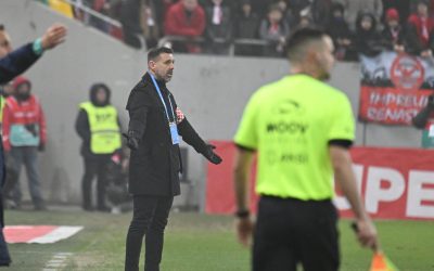 Kopic, după înfrângerea cu FC Argeș: „Trebuie să continuăm să muncim” Dinamo, antrenată de Zeljko Kopic, a suferit o înfrângere pe teren propriu în fața celor de la FC Argeș, scor 0-1, în etapa a 29-a a SuperLigii