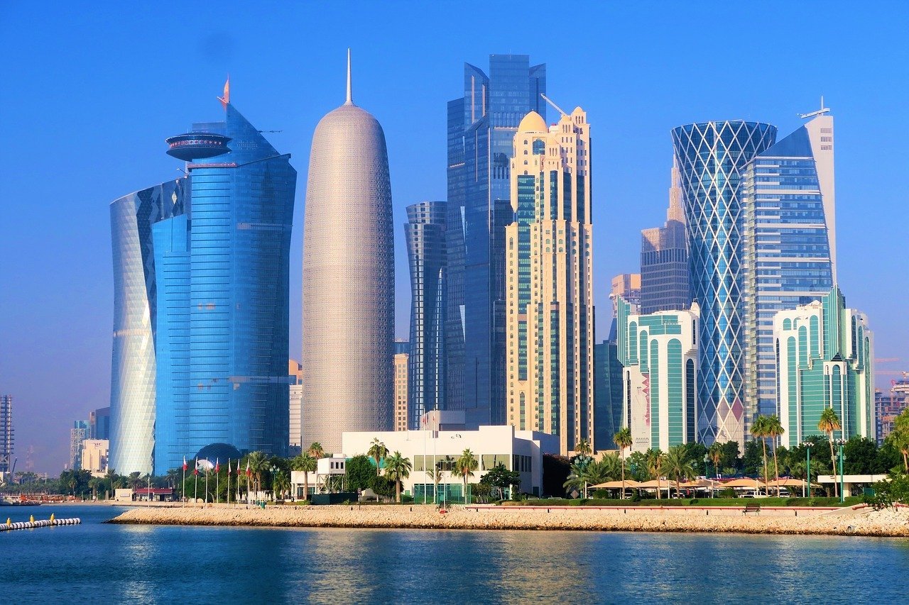 Qatar atacă Iran, arabia saudită amenință represalii