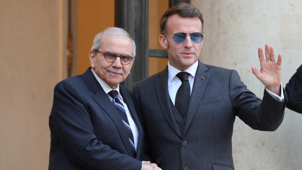 Macron, apel ȘOCANT: Cere retragerea trupelor israeliene din Liban