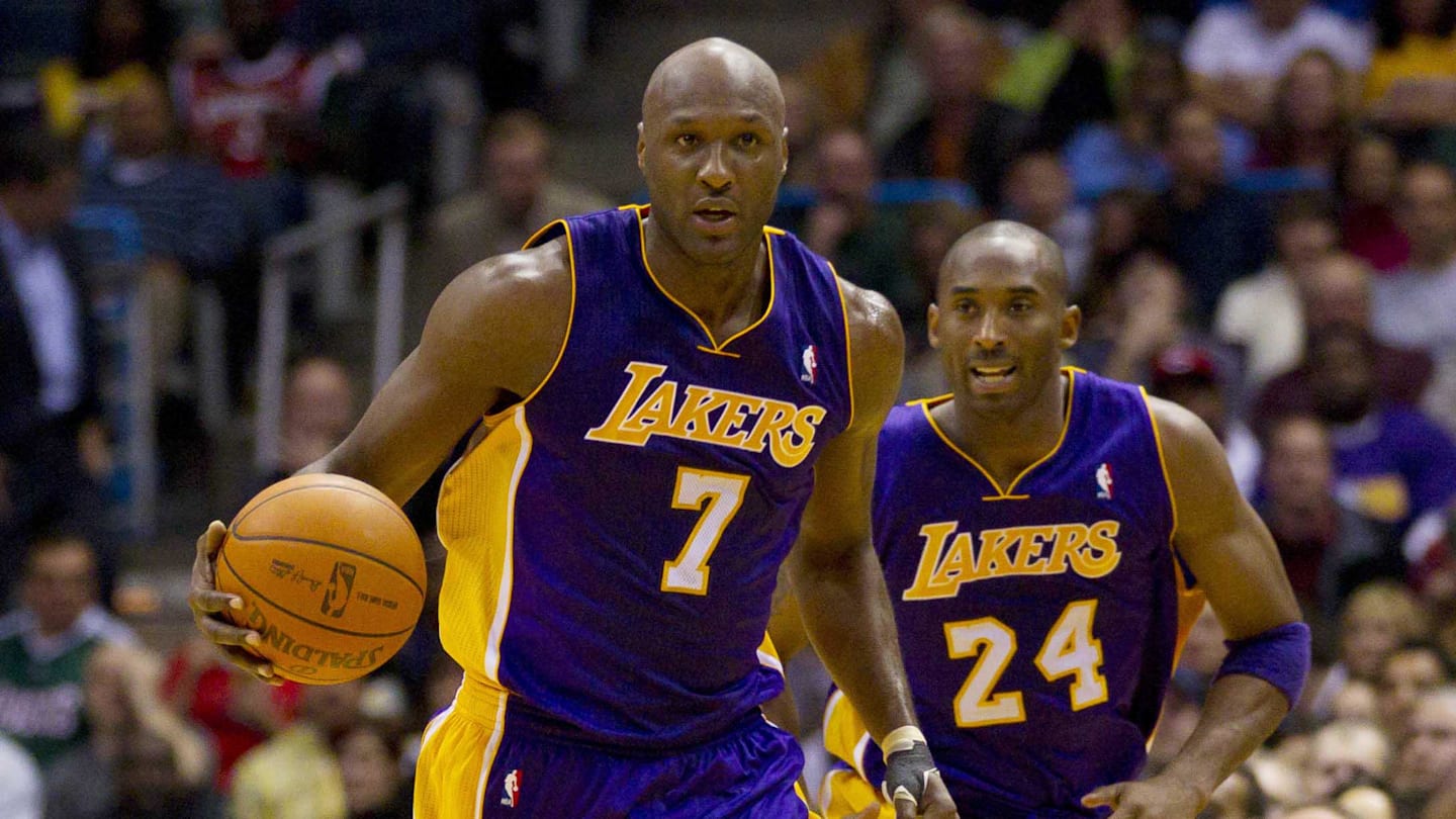 Lamar Odom dezvăluie detalii șocante despre supradoza din 2015 într-un nou documentar Netflix Fostul star al echipei Los Angeles Lakers, Lamar Odom, deschide un capitol dureros din viața sa