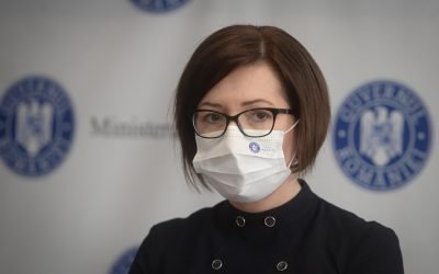 România, la un pas de a refuza contractul Pfizer pentru vaccinuri: Ioana Mihăilă a optat pentru participare România a ratat ocazia de a refuza contractul european de achiziție a vaccinurilor Pfizer pentru anii 2022-2023, în valoare de aproape 750 de milioane de euro