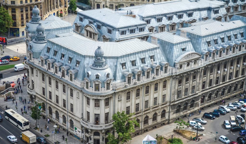 Studenții din București sunt invitați să contribuie la reducerea deșeurilor electronice prin soluții inovatoare, cu șansa de a câștiga acces la festivalul Untold 2026