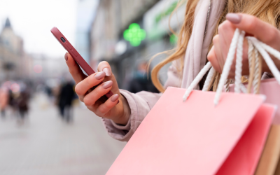 Paștele din 2026: Românii, mai atenți la buget și la oferte Potrivit unui studiu recent, românii se pregătesc să abordeze sezonul de cumpărături de Paște din 2026 cu un comportament mai pragmatic și mai informat decât în anii precedenți