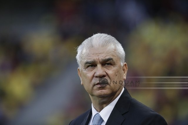 Fostul selecționer Anghel Iordănescu și actualul selecționer Edi Iordănescu au adus un omagiu lui Mircea Lucescu joi, la Arena Națională din București