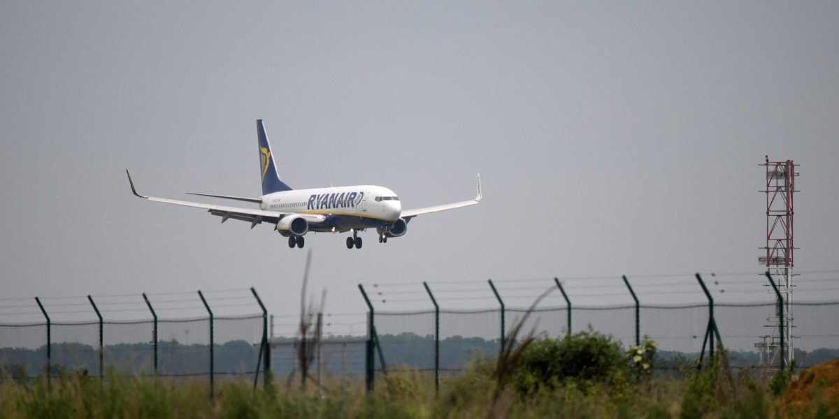 Europa: Zboruri low cost, bagajul de mână gratis? Noile reguli pe cale să schimbe totul