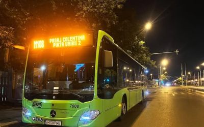 Troleibuze cu autonomie vor circula pe trei noi trasee de noapte din 2026 Societatea de Transport București (STB) va introduce, începând cu noaptea de 1 spre 2 aprilie 2026, troleibuze cu autonomie pe încă trei linii de noapte