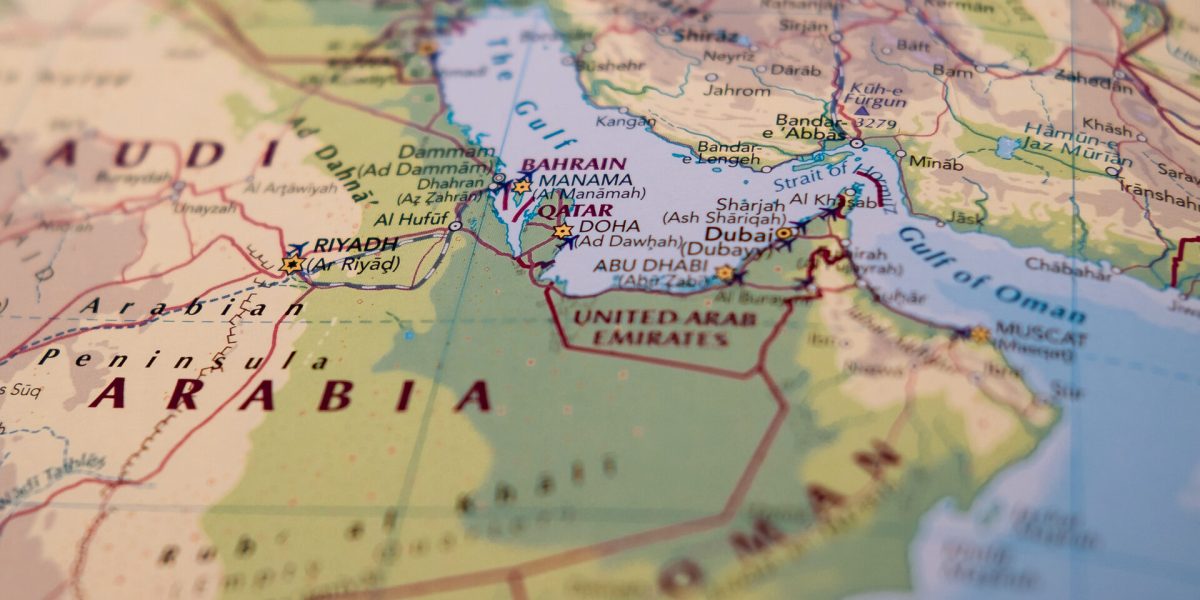 Iranul deschide Strâmtoarea Hormuz: Navele pot trece prin apele Oman