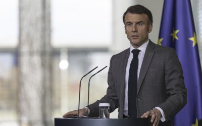 Macron, lege anti-interferențe străine în alegeri: Franța, pe urmele SUA?