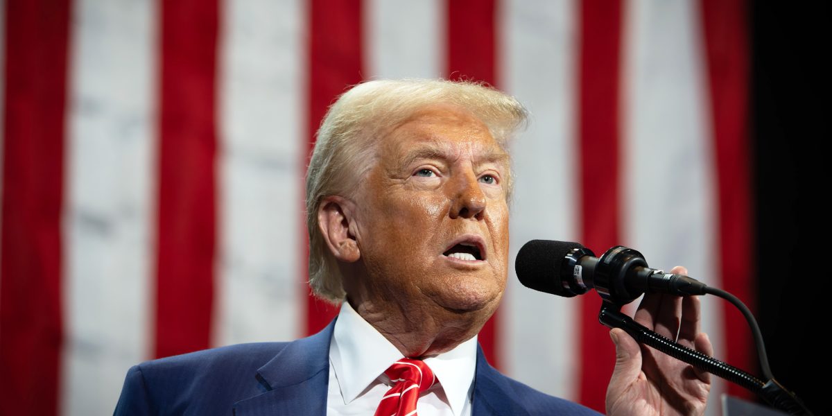 Trump, recunoștință pentru Iran: Strâmtoarea deschisă, gest neașteptat