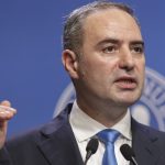 Ministrul atrage atenția: Criza politică costă. Evităm prăpastia