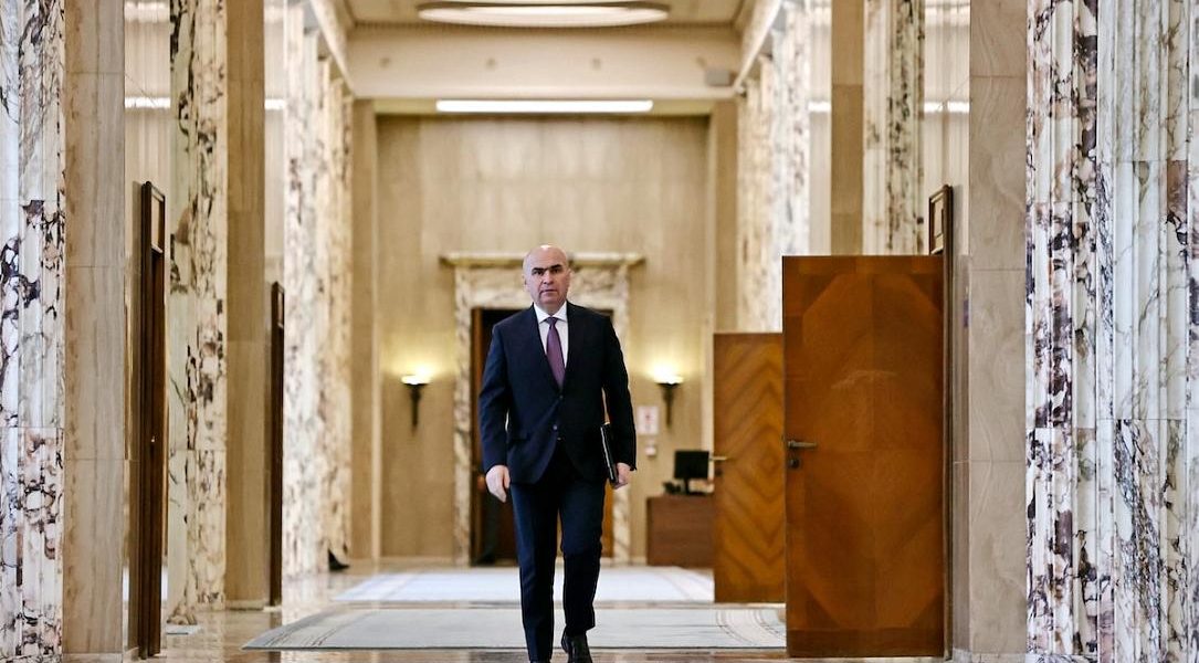 Premierul României anunță negocieri pentru un guvern minoritar