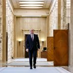 Premierul României anunță negocieri pentru un guvern minoritar