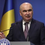 Bolojan, singur la guvernare. LIVE la radio, despre sinecuri și exemple