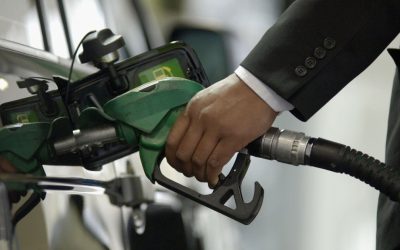 Benzina și motorina, iar mai scumpe: Ce prețuri sunt la pompă luni
