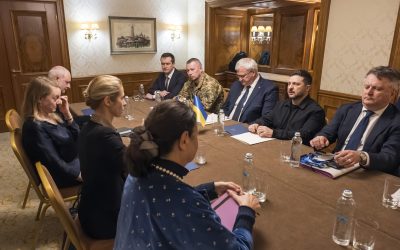 UE direcționează 1,4 miliarde de euro către Ucraina, din profiturile activelor rusești imobilizate Uniunea Europeană va transfera Ucrainei 1,4 miliarde de euro, fonduri provenite din profiturile excepționale generate de dobânzile aferente activelor Băncii Centrale a Rusiei, blocate în urma sancțiunilor impuse de UE