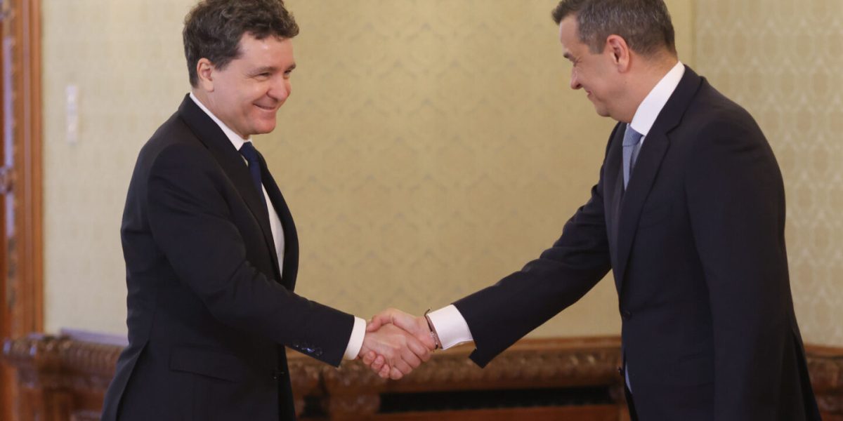 Grindeanu laudă public prestația președintelui Nicușor Dan