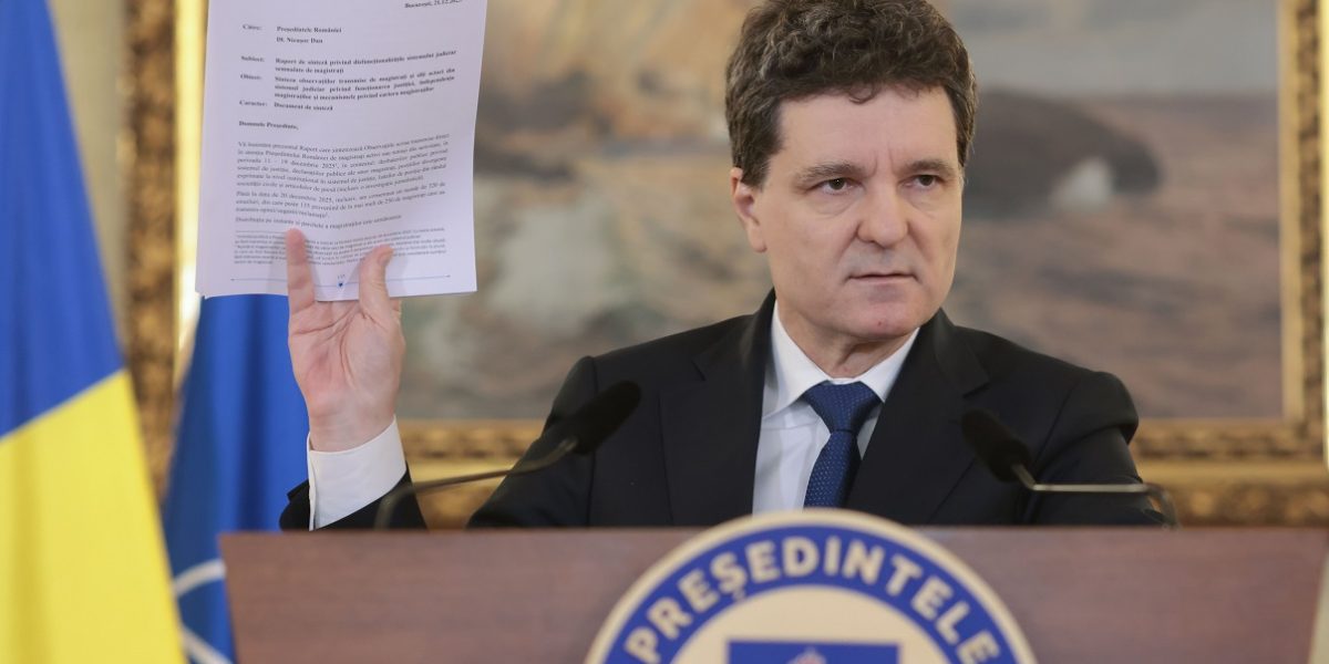 Nicușor Dan, despre criza politică. Interviu LIVE, în direct din București