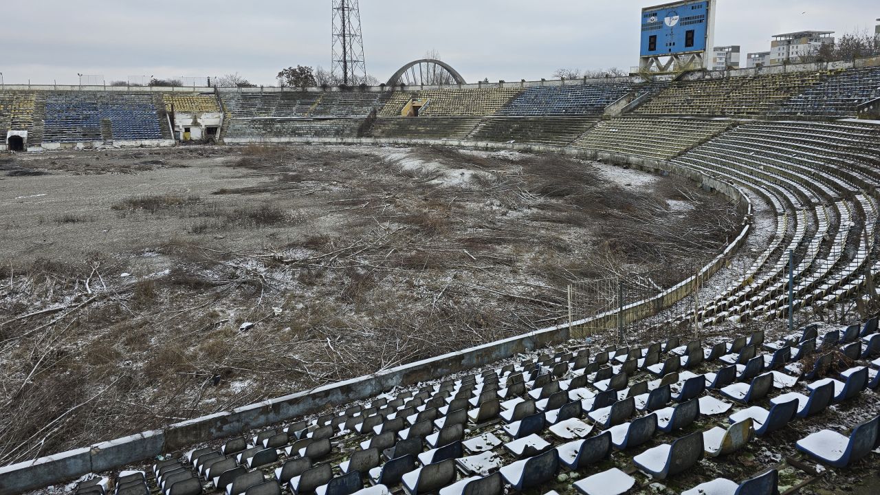 Stadionul de 120 milioane EURO din România, ruină: „Îți vine să plângi”