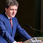 Ignoranța financiară a politicienilor: Decizii toxice pentru România