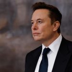 Muncă de acasă de 260$ pe zi: Elon Musk angajează în Europa pentru Grok
