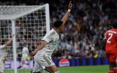 Real Madrid, învinsă pe teren propriu de Bayern Munchen în Liga Campionilor Real Madrid a suferit o înfrângere surprinzătoare pe teren propriu, scor 2-1, în fața celor de la Bayern Munchen, într-un meci tensionat din Liga Campionilor