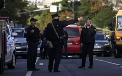 Suspendare și anchetă: Doi polițiști, vizați de atacul armat din Kiev