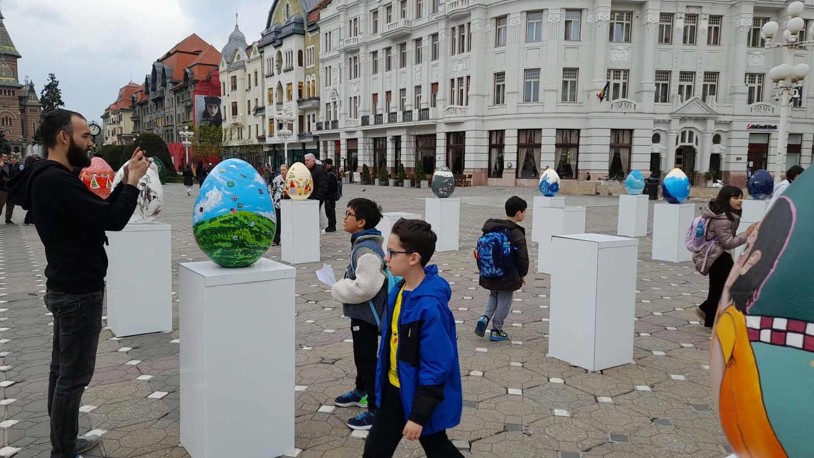 Weekendul aduce târguri tradiționale, concerte și concursuri în marile orașe Evenimente diverse sunt programate în acest weekend în principalele orașe din țară, de la târguri cu produse tradiționale și dezlegare la pește, până la concerte caritabile și competiții neobișnuite