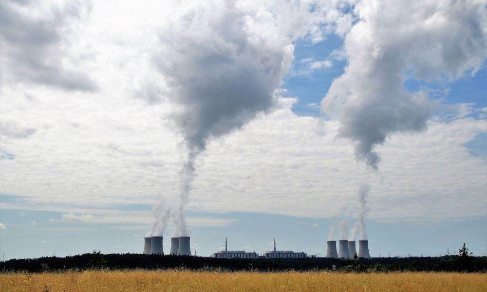 Trump: Declarațiile despre uraniul iranian, critici la adresa obiectivelor de război (the guardian)