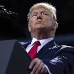 Trump: Petroliere goale spre SUA, pentru a încărca aurul negru american