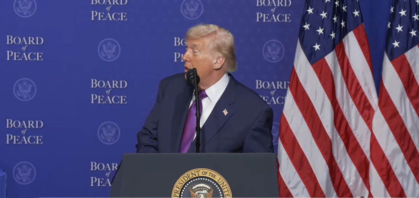 Trump: SUA ”deminează” Strâmtoarea Ormuz: Anunțul-șoc al lui Donald, în 2026