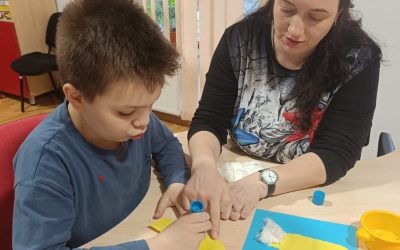 Vrei să ajuți copii? Devino asistent maternal în Sectorul 2!