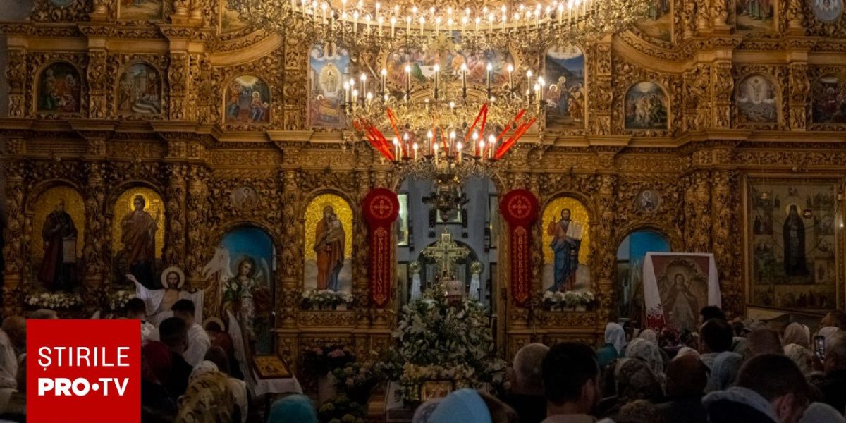 Lunea Albă: Tradiții și obiceiuri din prima zi a Săptămânii Luminate în România