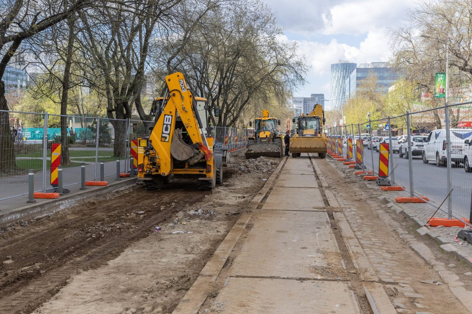 Lucrările la tramvai: Haos pe Dimitrie Pompeiu și Petricani