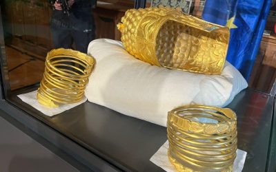 Coiful de la Coțofenești revine acasă: Expoziție la Muzeul de Istorie din București
