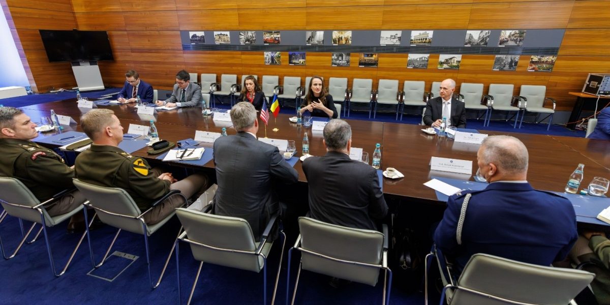 Incidentul cu drona rusească: Oficialul SUA, Daniel Driscoll, la București. Parteneriat strategic consolidat