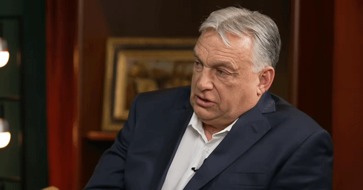 Orban, despre gestul misterios de la conferința de presă