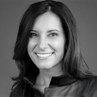 iHeartMedia, gigantul media american, promovează un executiv important pentru a conduce cel mai mare segment operațional al său, marcând o mișcare strategică în contextul integrării radio-ului tradițional cu platformele digitale