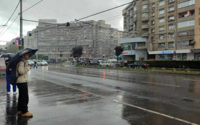 Vremea mohorâtă vine peste Cluj-Napoca: Ploi și temperaturi modeste vineri, 3 aprilie Cluj-Napoca se pregătește pentru o zi mohorâtă, cu ploi și temperaturi sub cele normale pentru începutul lunii aprilie