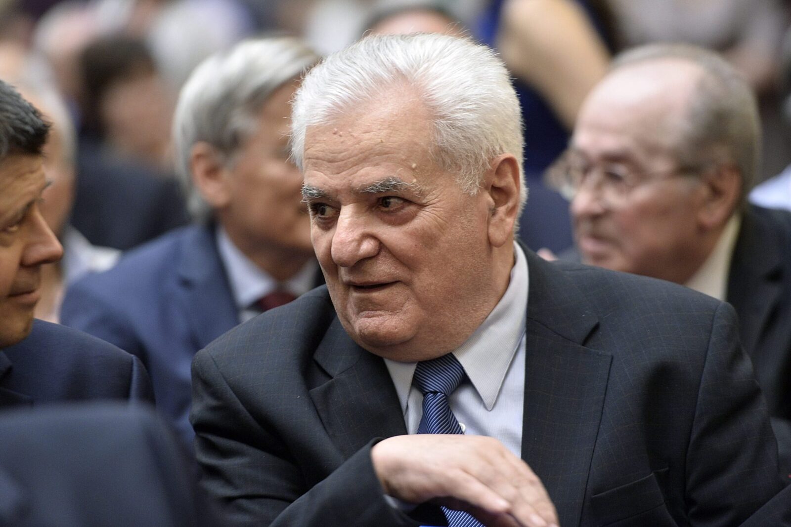 PSD exprimă regretul după decesul lui LIVIU MAIOR, fost ministru al Educației București – Partidul Social Democrat (PSD) a transmis duminică un comunicat de presă prin care își exprimă regretul față de trecerea în neființă a lui LIVIU MAIOR, fost ministru al Educației în perioada 1992-1996