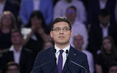 Victor Negrescu solicită un mecanism european de sprijin pentru companii, pe fondul scumpirii combustibililor Europarlamentarul Victor Negrescu a adresat o solicitare oficială către Teresa Ribera Rodríguez, vicepreședinte executiv al Comisiei Europene, cu privire la instituirea unui mecanism temporar de sprijin la nivelul Uniunii Europene