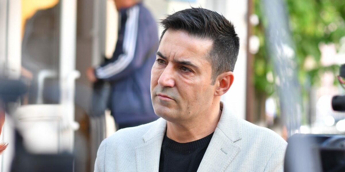 Secretele statului, pe masa negocierilor: Pleacă și ei