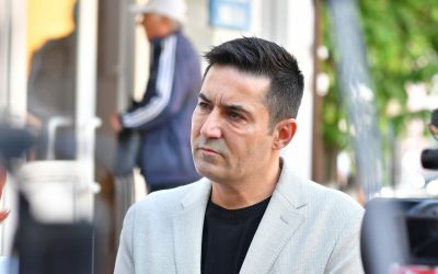 Secretele statului, pe masa negocierilor: Pleacă și ei