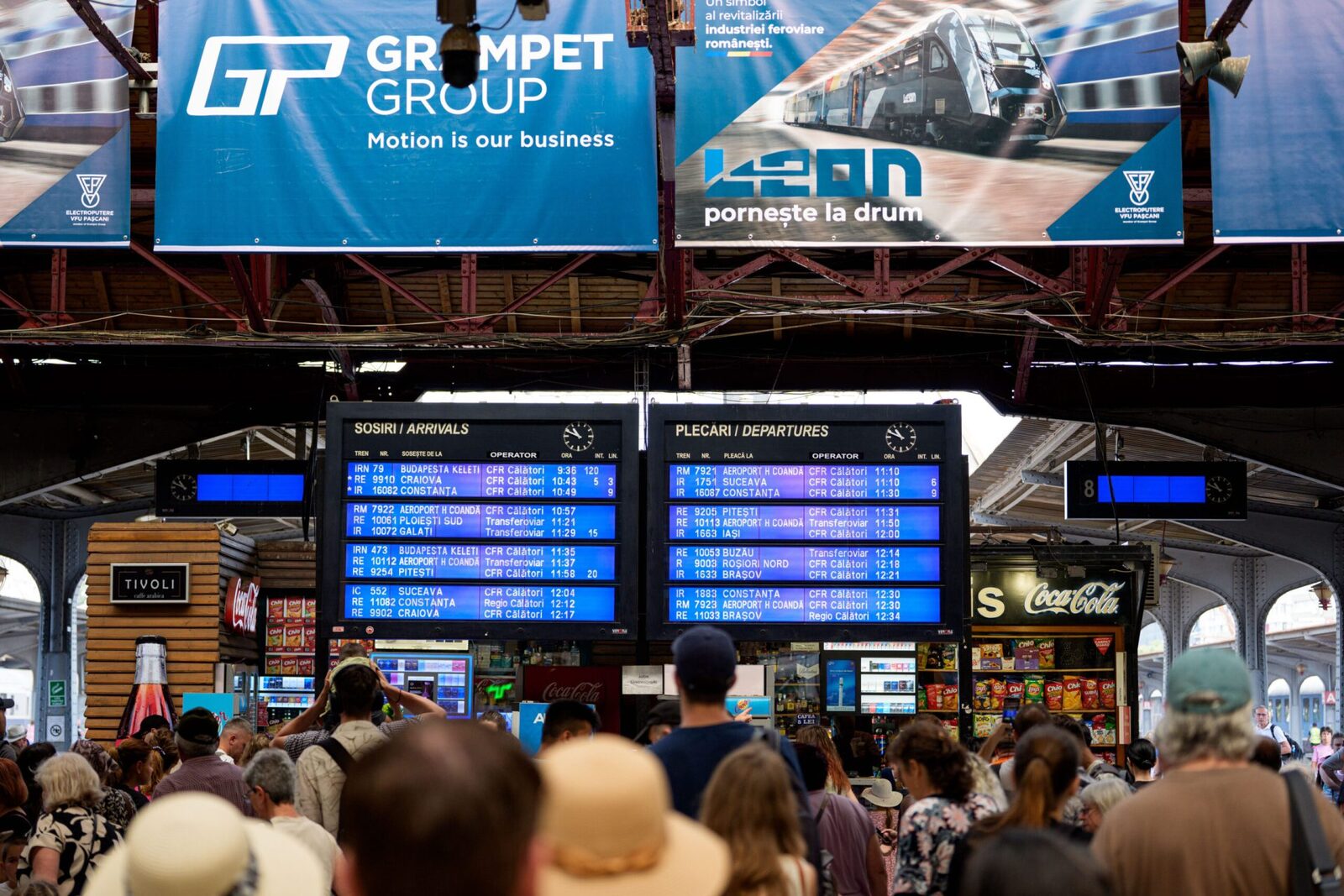 Trenurile CFR Călători, suplimentate pentru sărbători În pragul sărbătorilor, CFR Călători anunță suplimentarea trenurilor pe rutele cele mai solicitate, în special cele care leagă capitala de marile orașe
