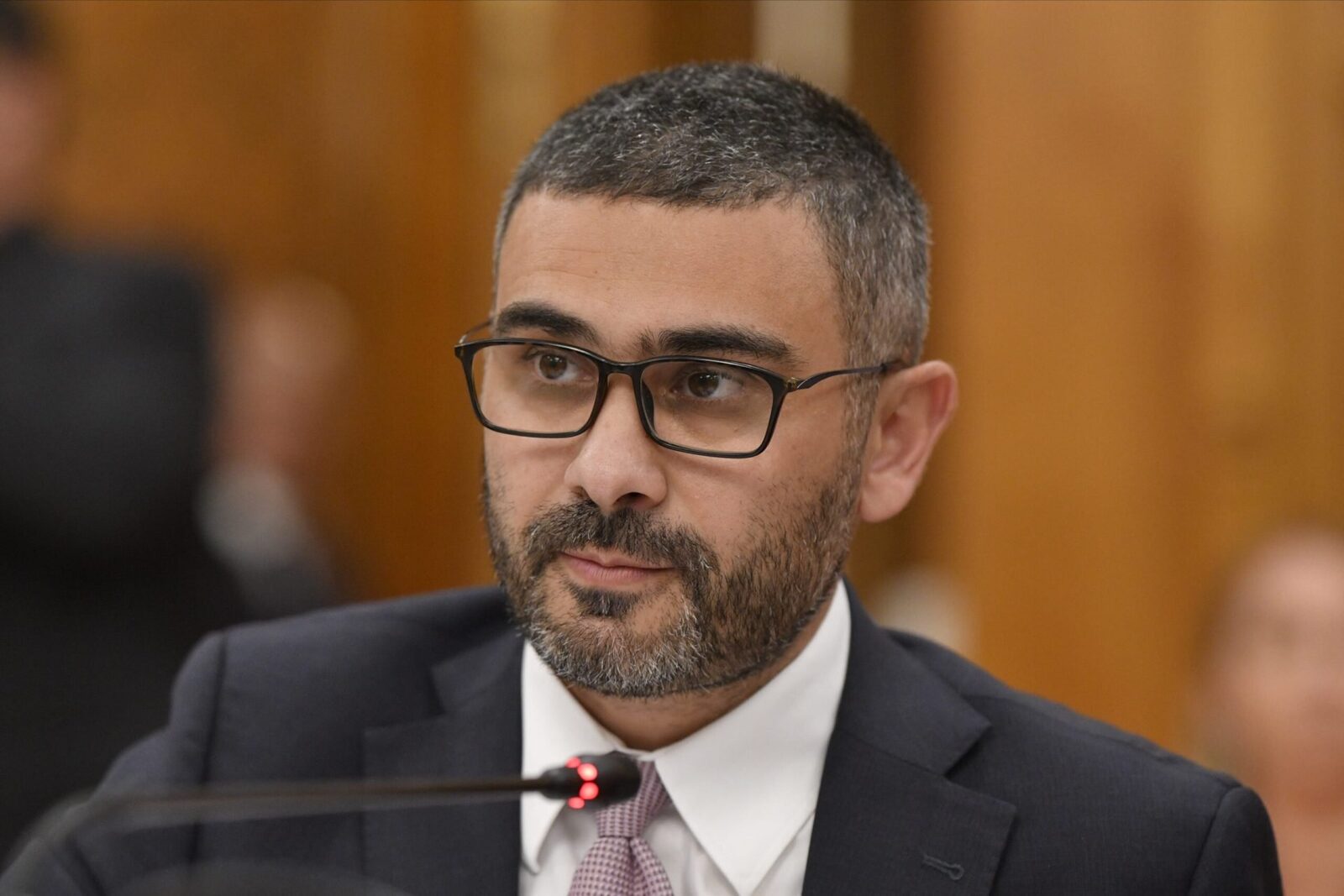 Ajutoare financiare pentru peste 2,8 milioane de pensionari, anunță ministrul Ministrul Manole a anunțat acordarea de ajutoare financiare pentru peste 2,8 milioane de pensionari, beneficiarii urmând să primească sprijinul în două tranșe, în lunile mai și decembrie