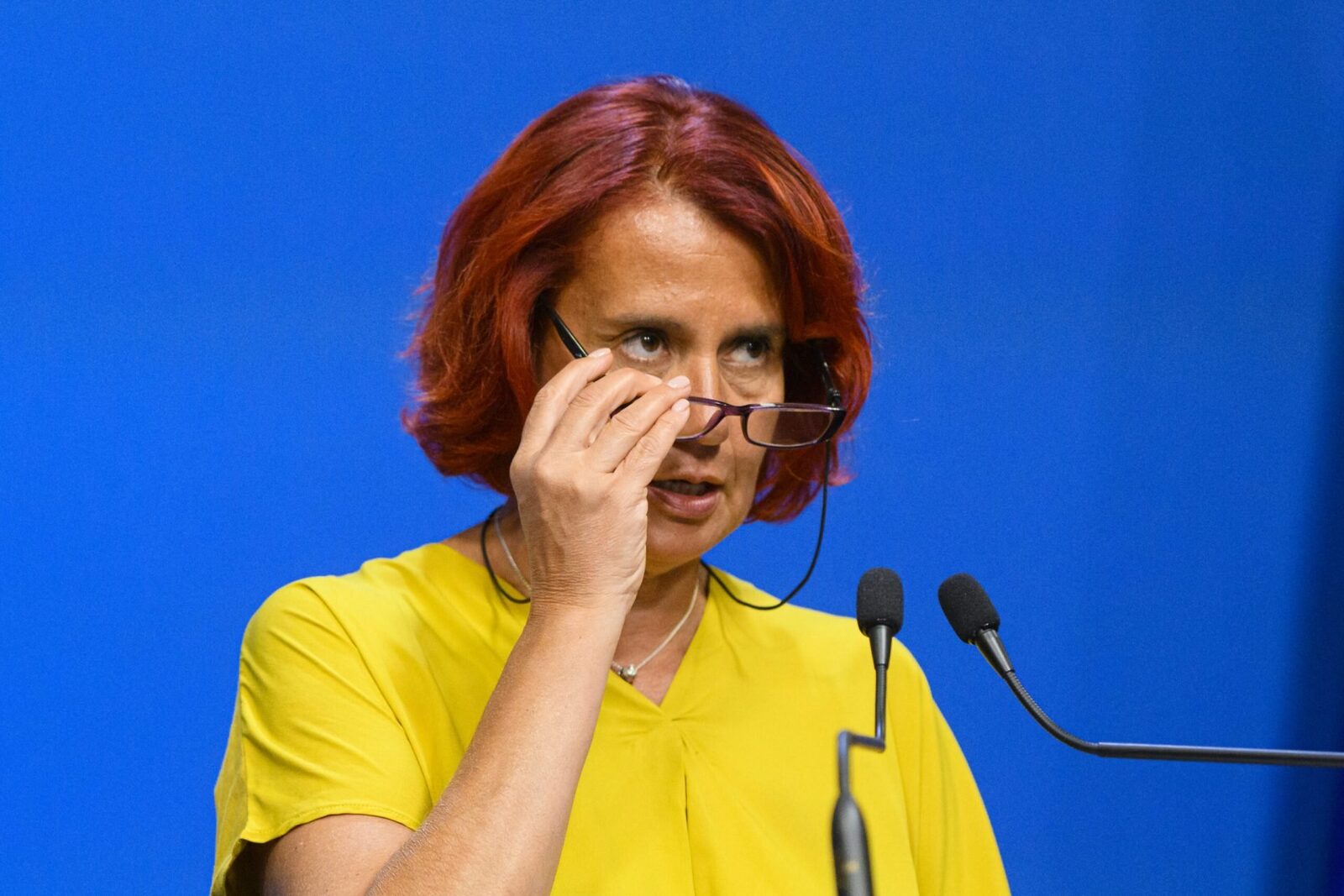 România evaluează posibilitatea de a face apel după ce a pierdut procesul cu Pfizer București – Autoritățile române analizează atent următorii pași după ce România a pierdut procesul cu compania farmaceutică Pfizer, în urma refuzului de a prelua și plăti toate dozele de vaccin recomandate în 2021