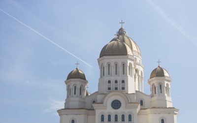 Pelerinaj de florii la București: Traseu, program și prezența patriarhului Bucureștenii sunt invitați să participe sâmbătă, în ajunul sărbătorii Intrării Domnului în Ierusalim (Floriile), la un pelerinaj organizat de Patriarhia Română și Arhiepiscopia Bucureștilor