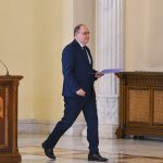 Dimian vrea bani în plus pentru profesori: 40+ ore/săptămână
