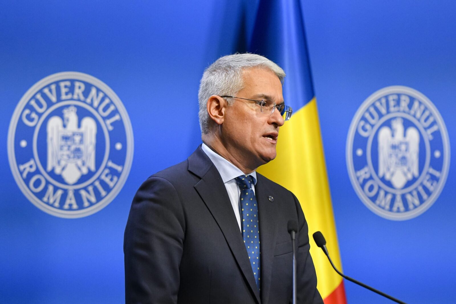 Ministrul Pîslaru: Lecția Floriilor, un îndemn pentru politicieni și o critică la adresa PSD Ministrul Pîslaru a transmis un mesaj cu ocazia sărbătorii de Florii, subliniind importanța smereniei și a serviciului public în viața politică