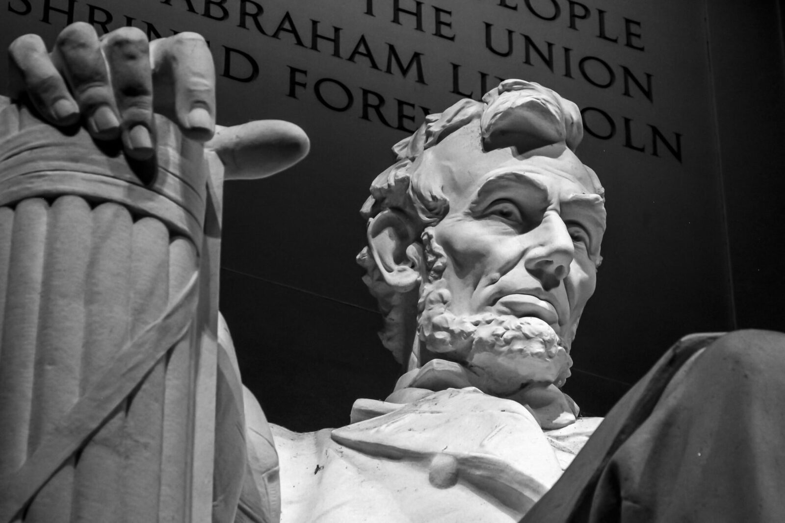 Lincoln, președintele asasinat de un actor într-o noapte tragică